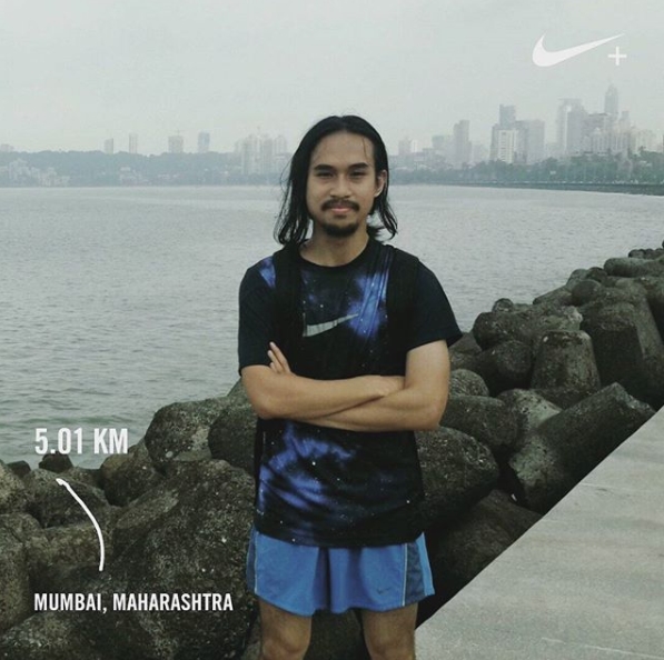 10 Potret Vikra Ijas, cowok macho pendiri web donasi Kitabisa