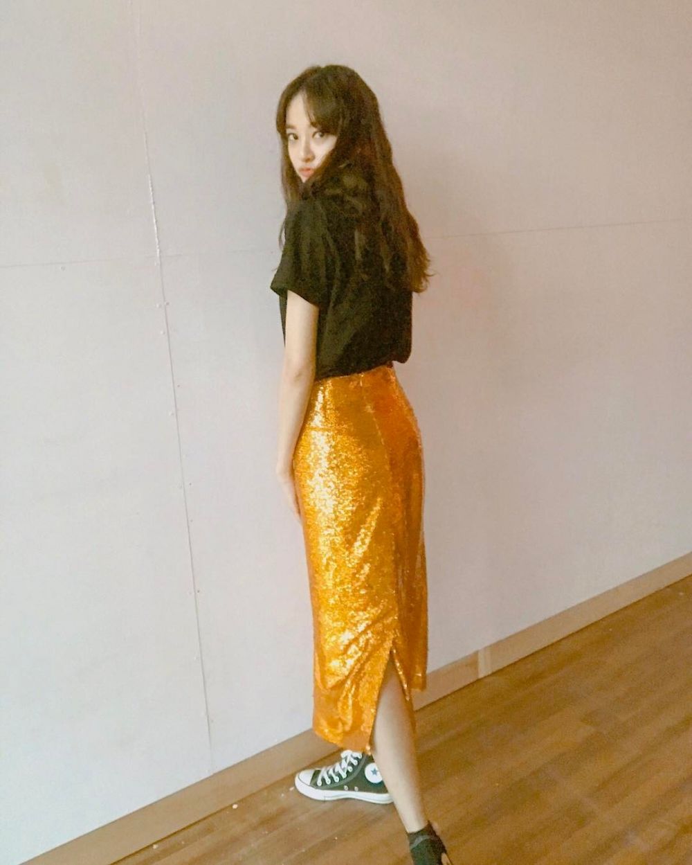 10 Pesona Lee Joo Yeon eks member after School, deket sama G-dragon