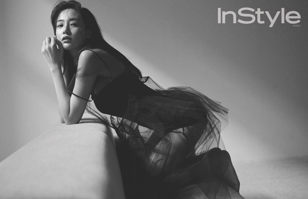 10 Pesona Lee Joo Yeon eks member after School, deket sama G-dragon