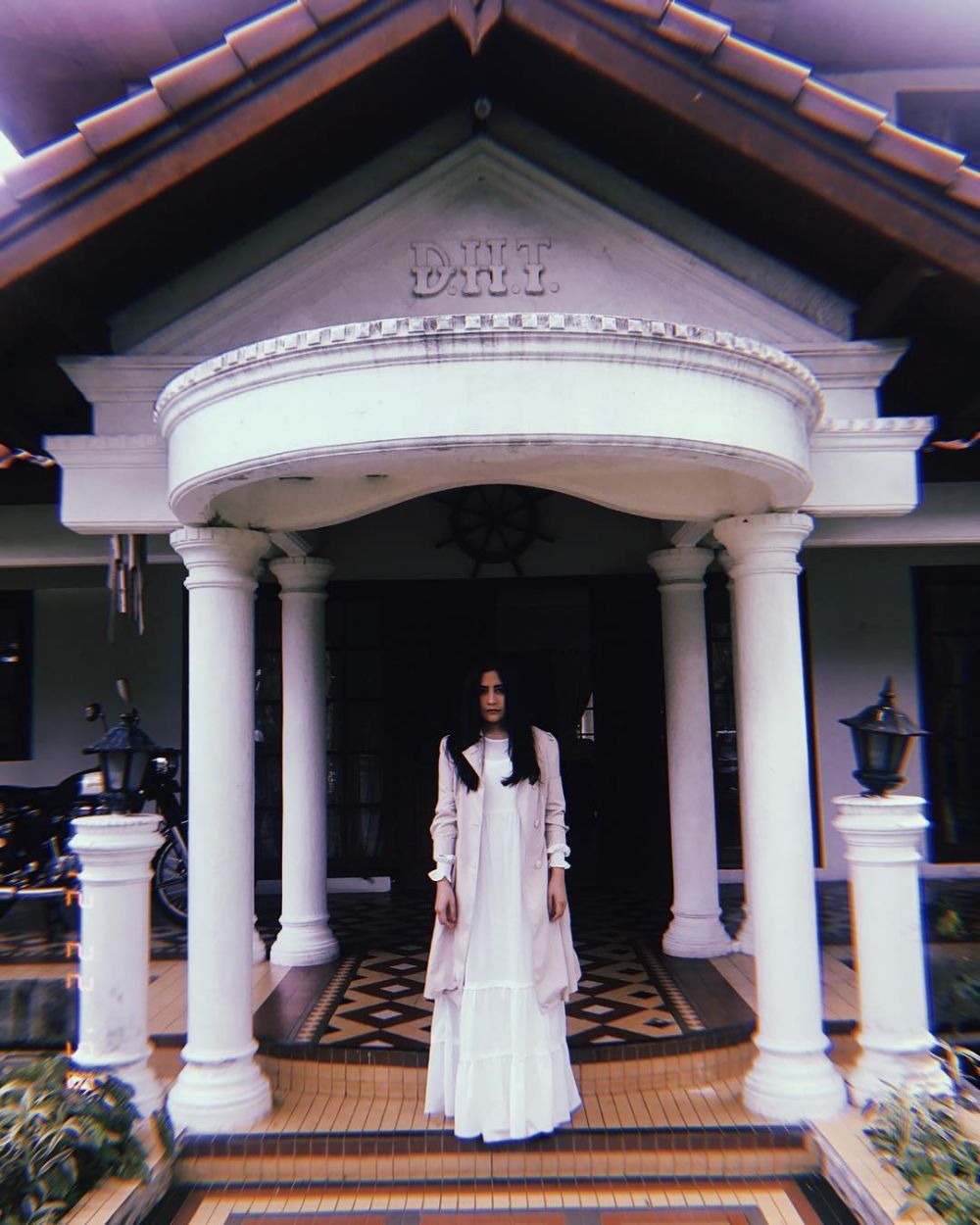 10 Potret di balik layar syuting Danur 2, Prilly alami hal tak terduga