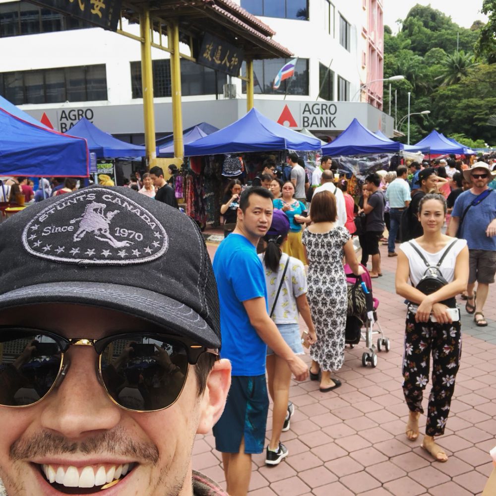 7 Momen lamaran Grant Gustin 'The Flash' dan cewek Malaysia