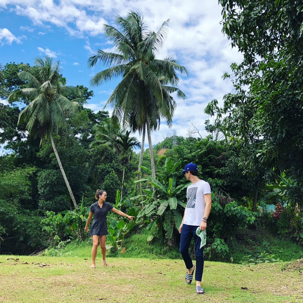 7 Momen lamaran Grant Gustin 'The Flash' dan cewek Malaysia