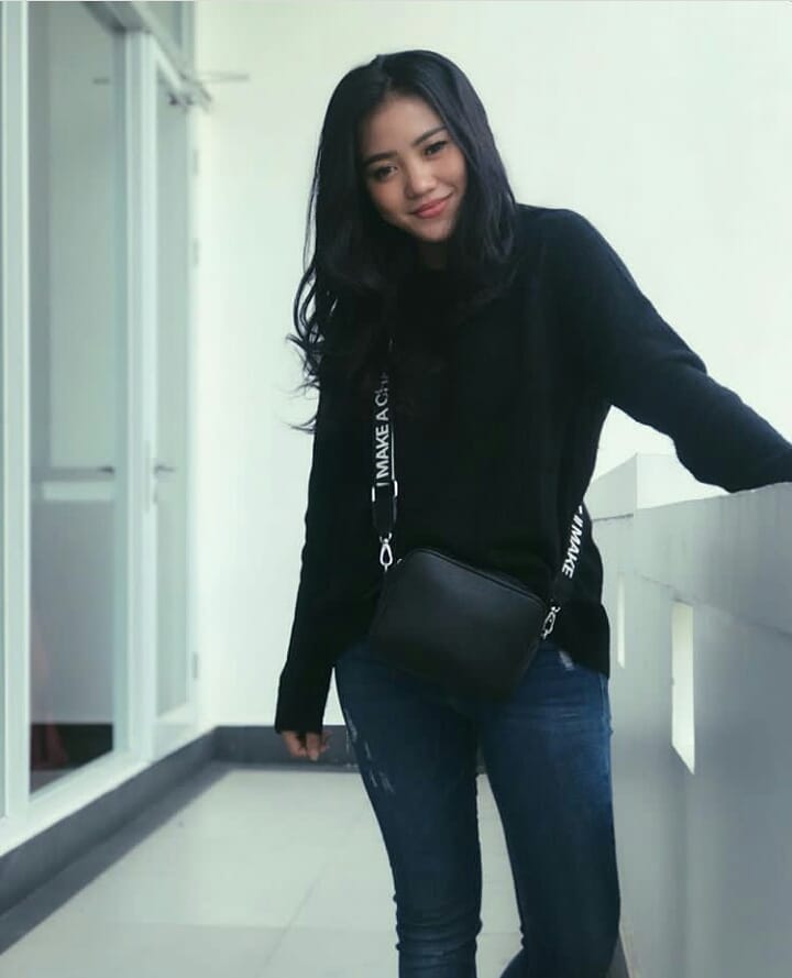 10 Potret Irine, backing vocal Judika yang pukau juri Indonesian Idol