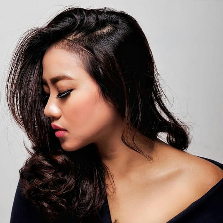 10 Potret Irine, backing vocal Judika yang pukau juri Indonesian Idol