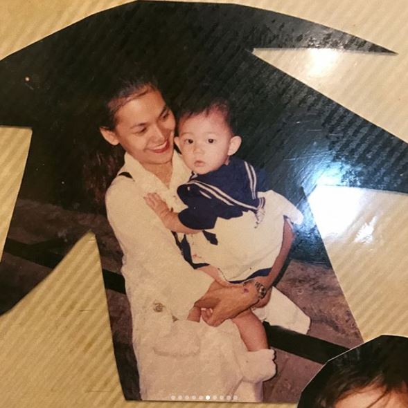 7 Potret lawas ini bukti Sarita tak pernah lepas dari lipstik merah