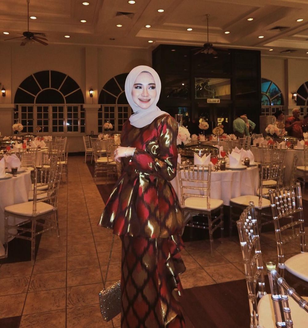 10 Potret selebgram berhijab Malaysia, mirip artis Korea Song Ji-hyo