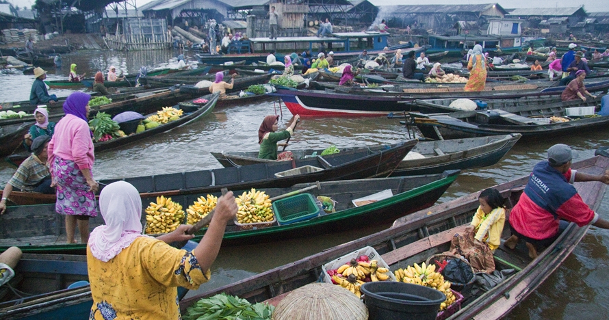 6 Pasar unik bisa kamu temui di Indonesia, keberagaman Tanah Air
