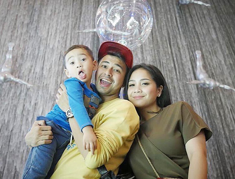 10 Potret bahagia keluarga Raffi Ahmad saat liburan di Dubai