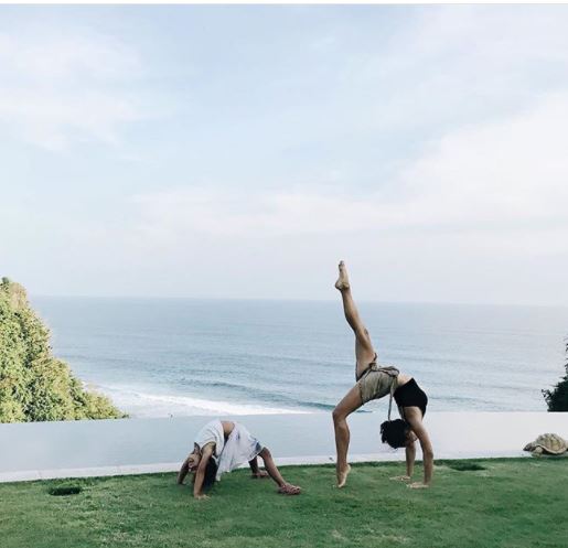 9 Momen Irfan & Jennifer Bachdim berolahraga dengan anaknya, kompak!