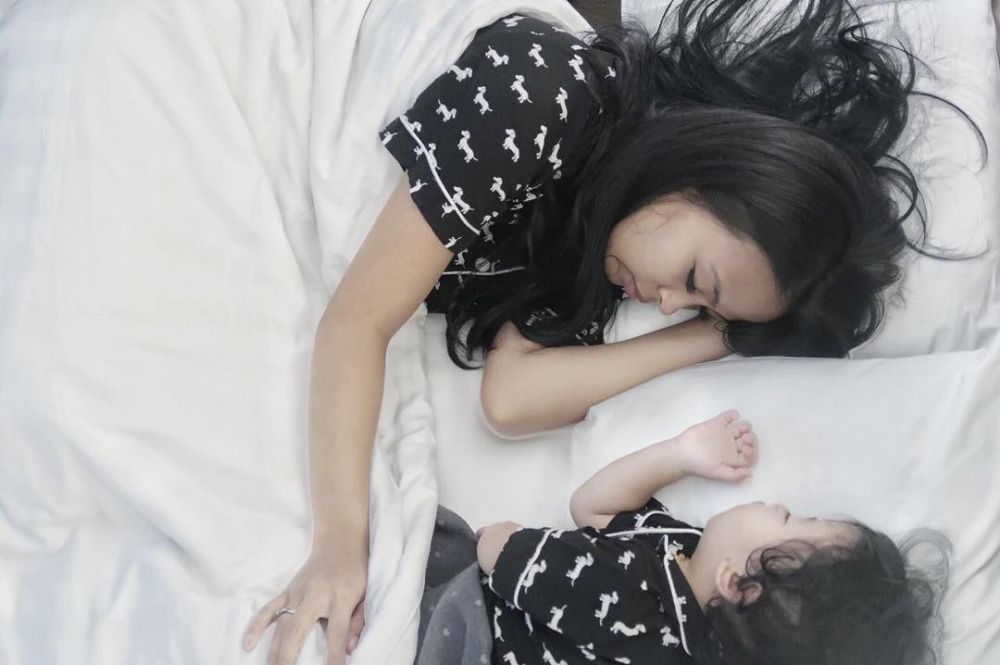 Adu gaya Tantri, Chua, & Cella 'Kotak' saat asuh anak, orangtua idaman