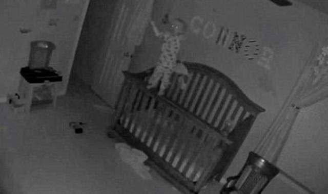 Tak selalu gemas, 10 foto bayi ini malah bikin kamu nggak bisa tidur