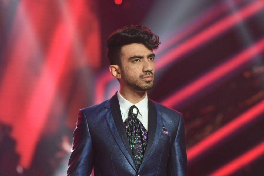 10 Potret ganteng Reza, pesaing Fildan di kontes D'Academy Asia 3