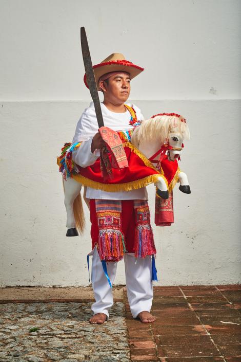 10 Potret baju tradisional Meksiko ini bakal bikin kamu 