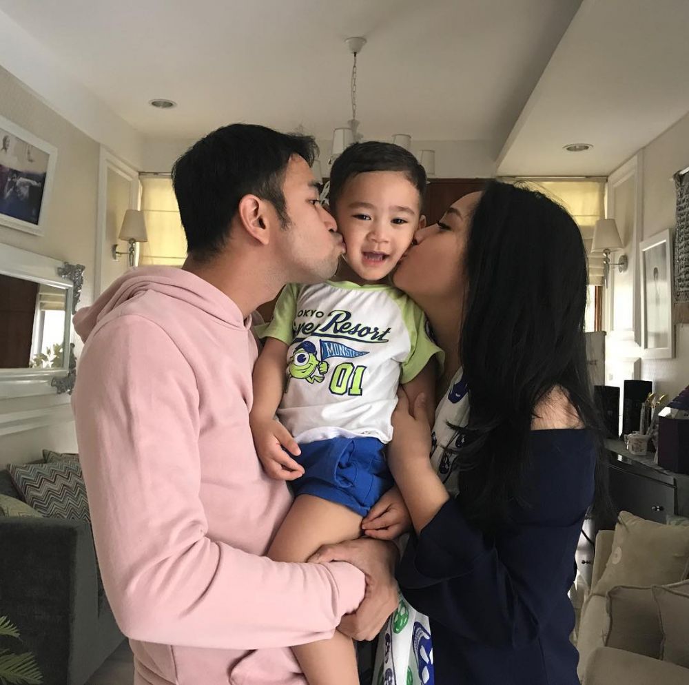 6 Anak seleb ini punya panggilan antimainstream kepada orangtuanya