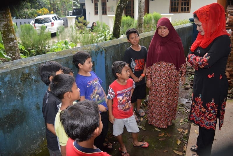 7 Potret Puti Guntur cucu Soekarno, cawagub cantik di Pilkada Jatim
