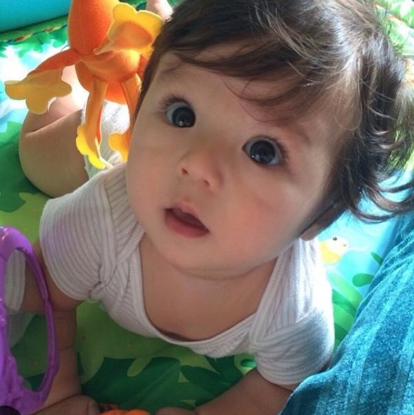 6 Anak seleb ini dikagumi sejak kecil karena matanya yang indah