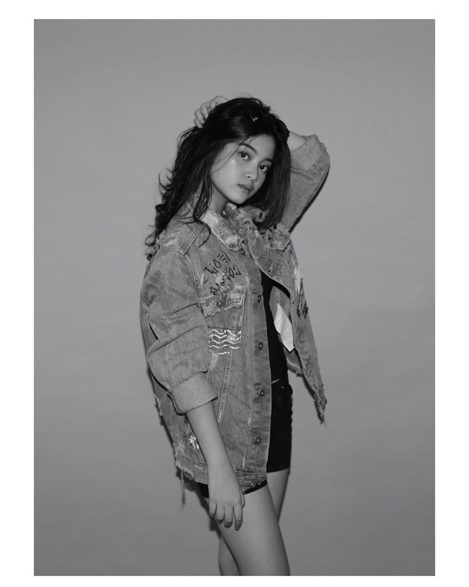 10 Pesona Yoriko Angeline, pemeran Wati dalam film Dilan 1990