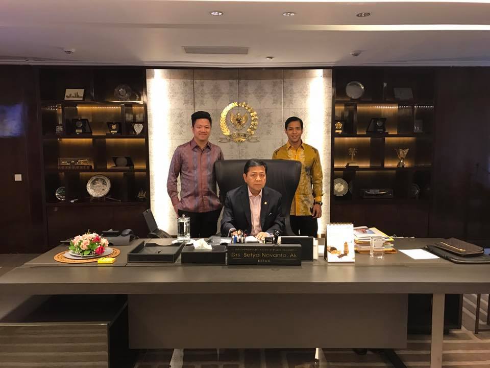 10 Pesona Rheza Herwindo, putra Setya Novanto yang gagah & tampan