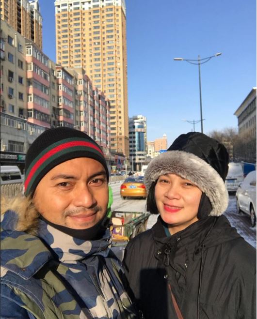 10 Momen keseruan Anjasmara bersama keluarga saat liburan ke China