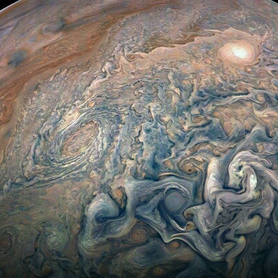 8 Foto penampakan terbaru planet Jupiter ini detailnya mengagumkan