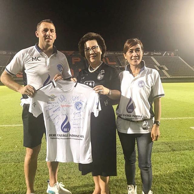6 Presiden cantik klub bola di Asia Tenggara, sangat disegani lho