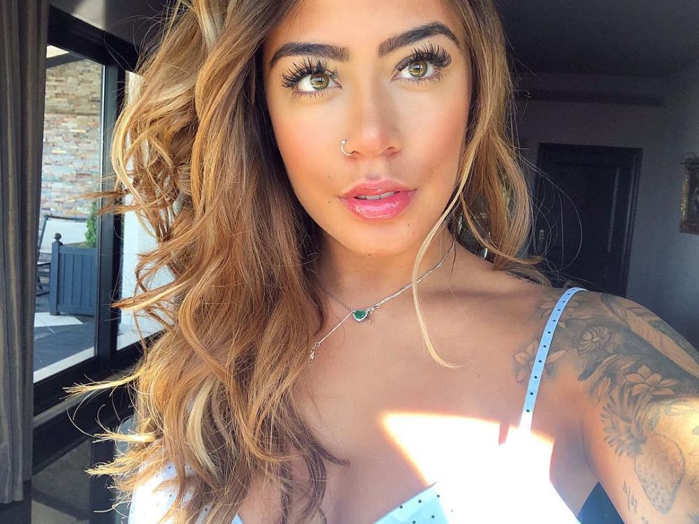10 Potret Rafaella Becran, adik Neymar yang seksinya kebangetan
