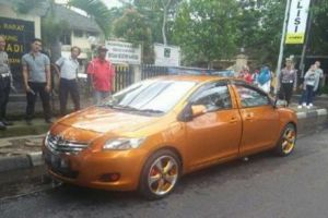Heboh mobil bermuka dua di Bandung ditilang polisi, ini penampakannya