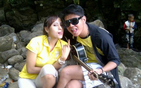 Menikah dengan seleb, nasib 7 wanita ini berakhir dengan perceraian