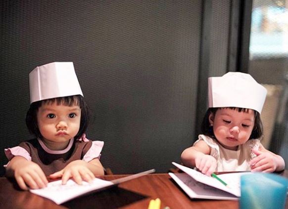 10 Potret lucunya persahabatan Gempi dan Rene, sering disebut kembar