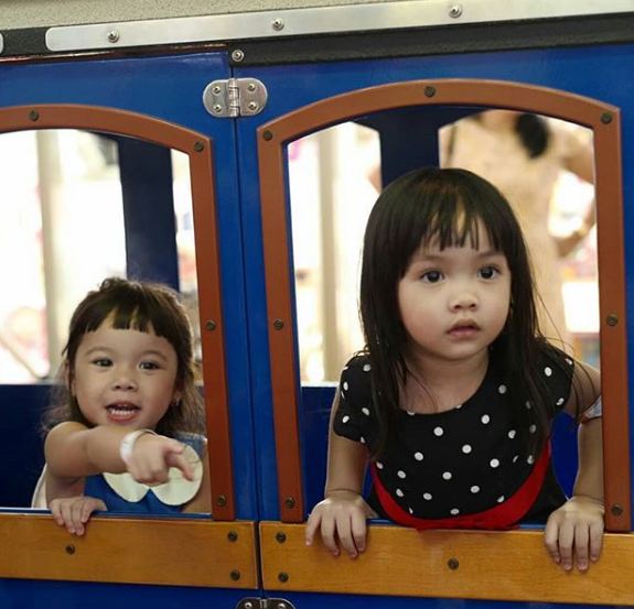 10 Potret lucunya persahabatan Gempi dan Rene, sering disebut kembar