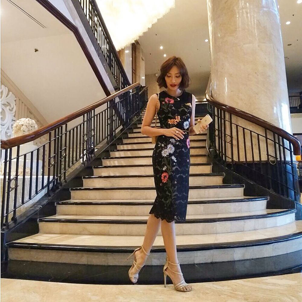 Sudah jadi emak-emak, 6 seleb ini tetap jadi 'body goals' para cewek