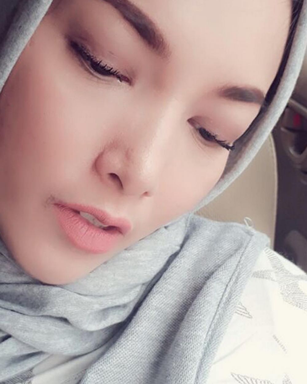 12 Pesona mantan istri calon suami Ardina Rasti saat berhijab