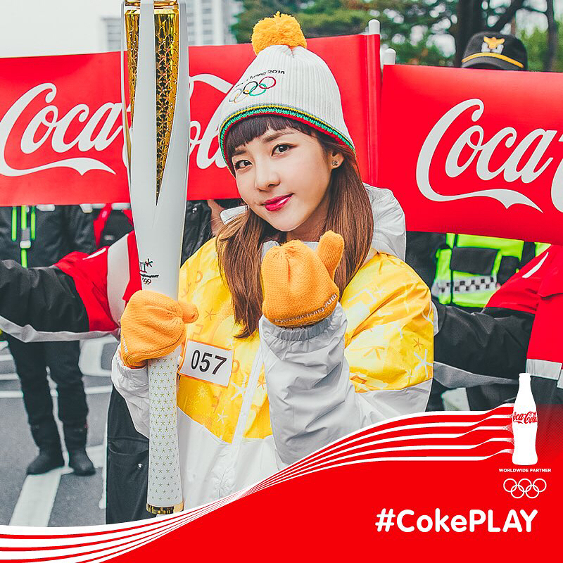 23 Idol K-Pop dapat kehormatan bawa obor Olimpiade PyeongChang 2018