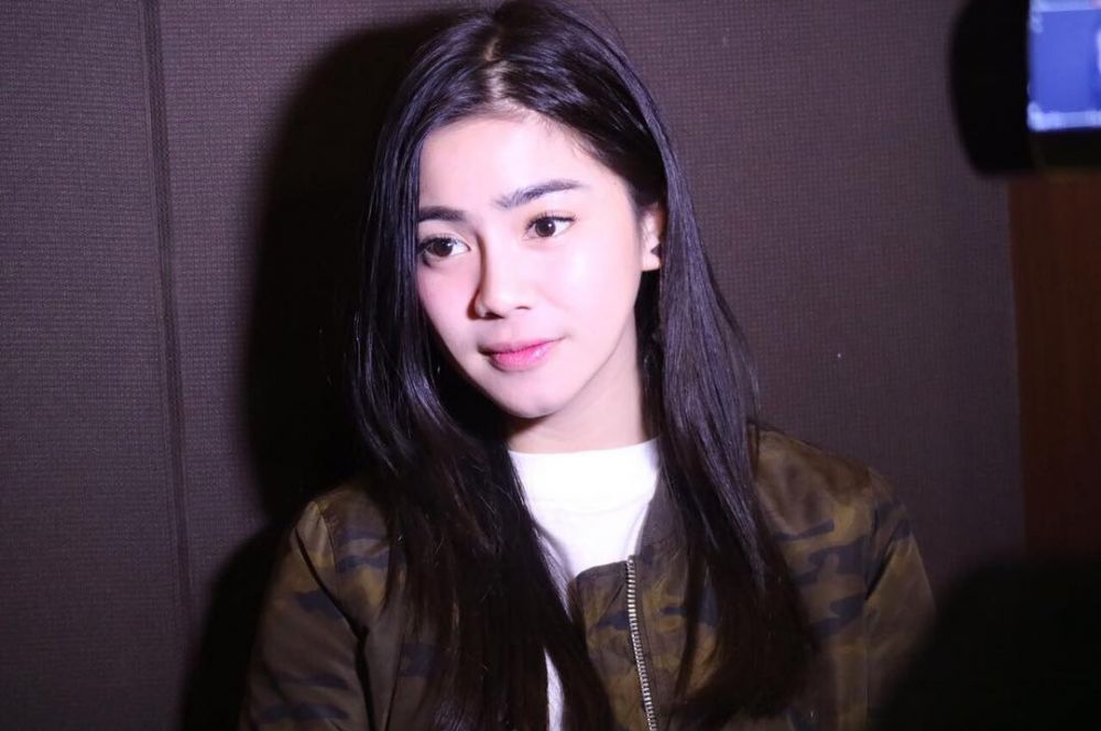 Gara-gara ucapan dan perilaku, 6 presenter TV ini dapat masalah