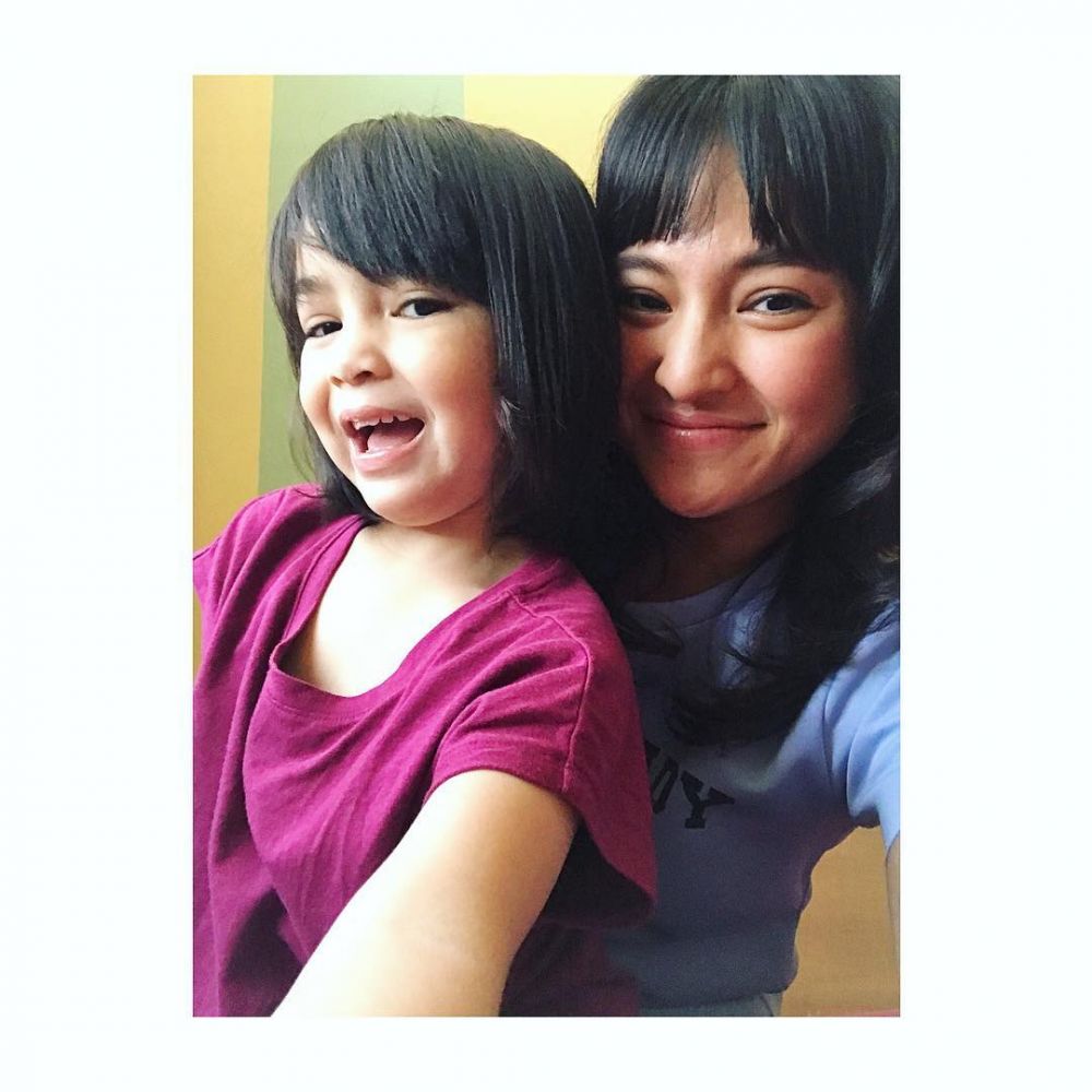 Disebut kayak kakak-adik, ini 10 potret kebersamaan Marshanda & Sienna