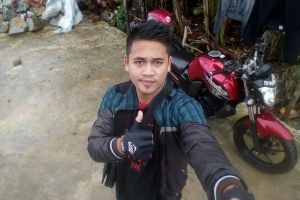 Hebat, cuma posting video di media sosial Anjas bisa beli motor sport