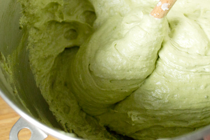 Bosan sama tiramisu yang gitu-gitu aja? Yuk coba bikin matchamisu