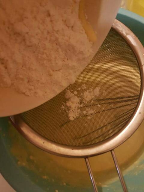 Tanpa oven dan kukusan, ini cara bikin cheesecake dengan magicom