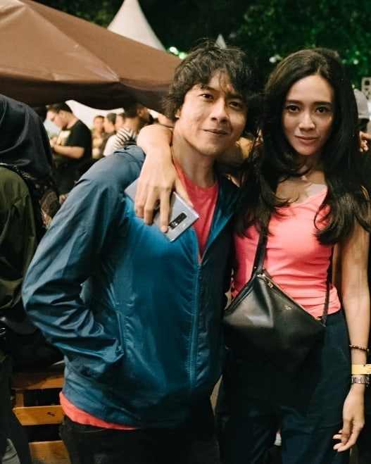 10 Potret mesra Dea Ananda & Ariel 'Nidji', sering dikira kakak-adik