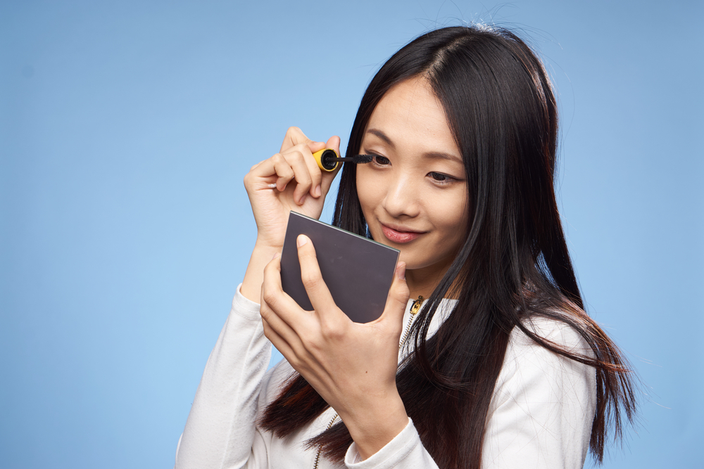 5 Ekspektasi vs realita bermakeup, ini cara biar nggak fail