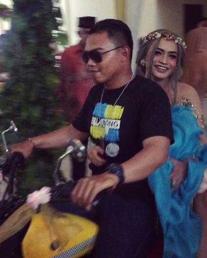 10 Gaya 'si goyang alakatum' yang kocak abis, kaget lihat aslinya