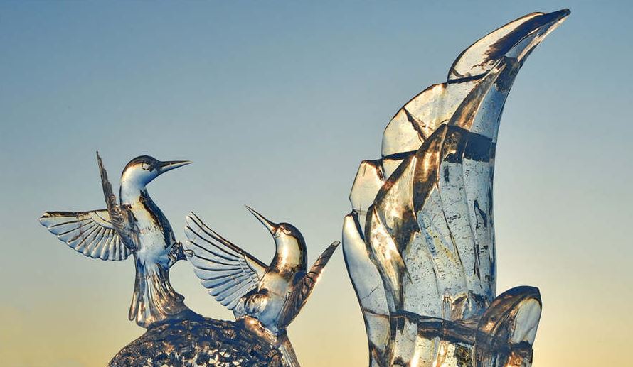 8 Karya ukir es ini detail banget, bernilai seni tinggi