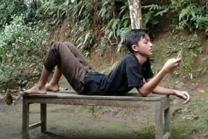 8 Foto editan ini kejanggalannya justru bikin tawamu pecah