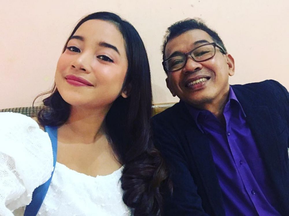 10 Pesona Putri Anjani, anak komedian Jarwo Kuat yang manis abis