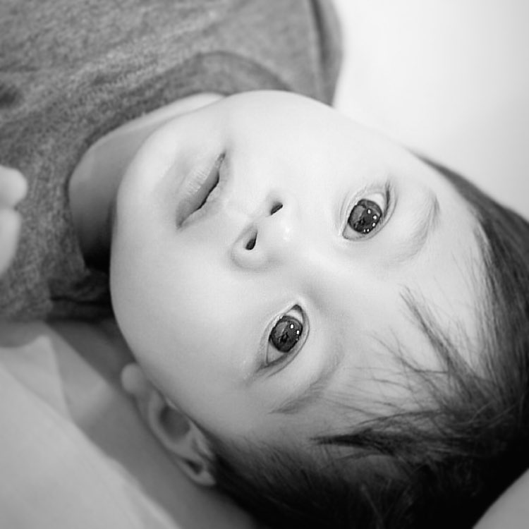 10 Tingkah gemas Zayka Mavendra, anak YouTuber Bena Kribo & Vendryana