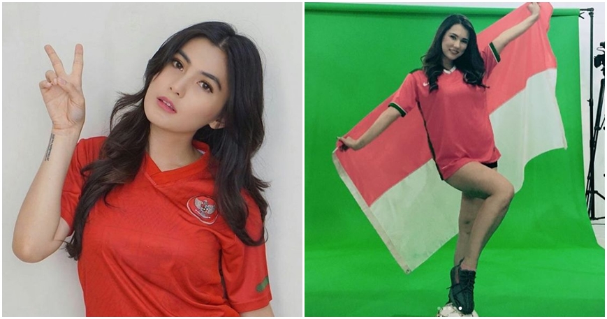 Gaya 6 seleb saat pakai jersey timnas Indonesia, Miyabi paling seksi?