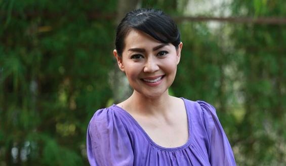 Dituduh kumpul kebo, ini curhat Tessa Kaunang sambil berkaca-kaca