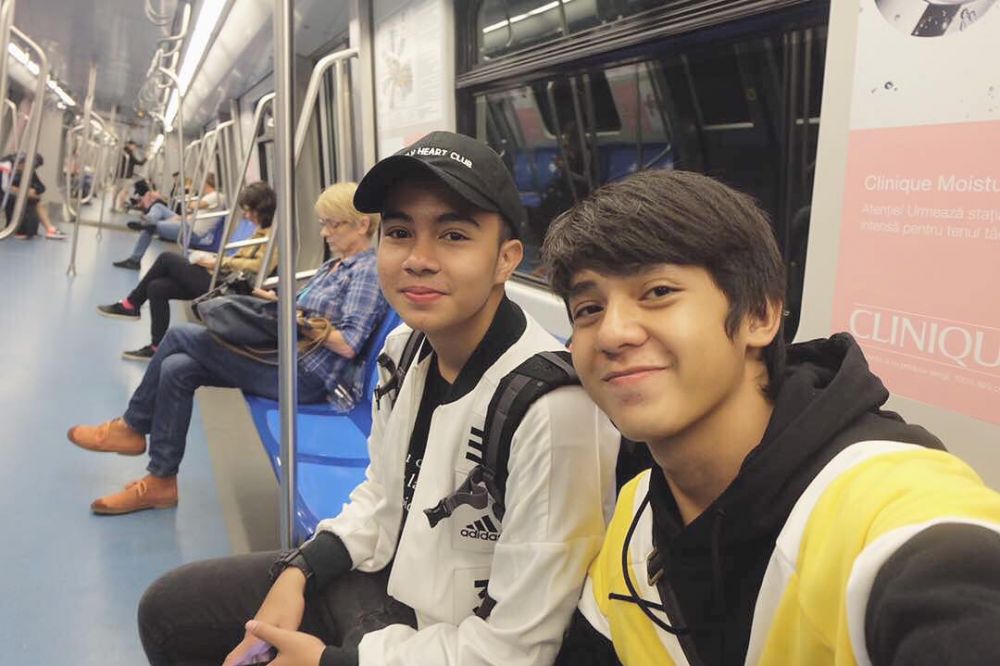 10 Potret persahabatan Arbani Yasiz & Umay Shahab, friendship goals