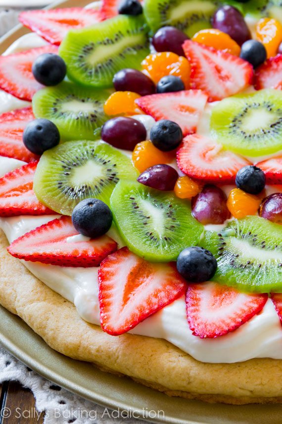 Bikin pizza buah yuk, makanan lezat & sehat dengan toping manis