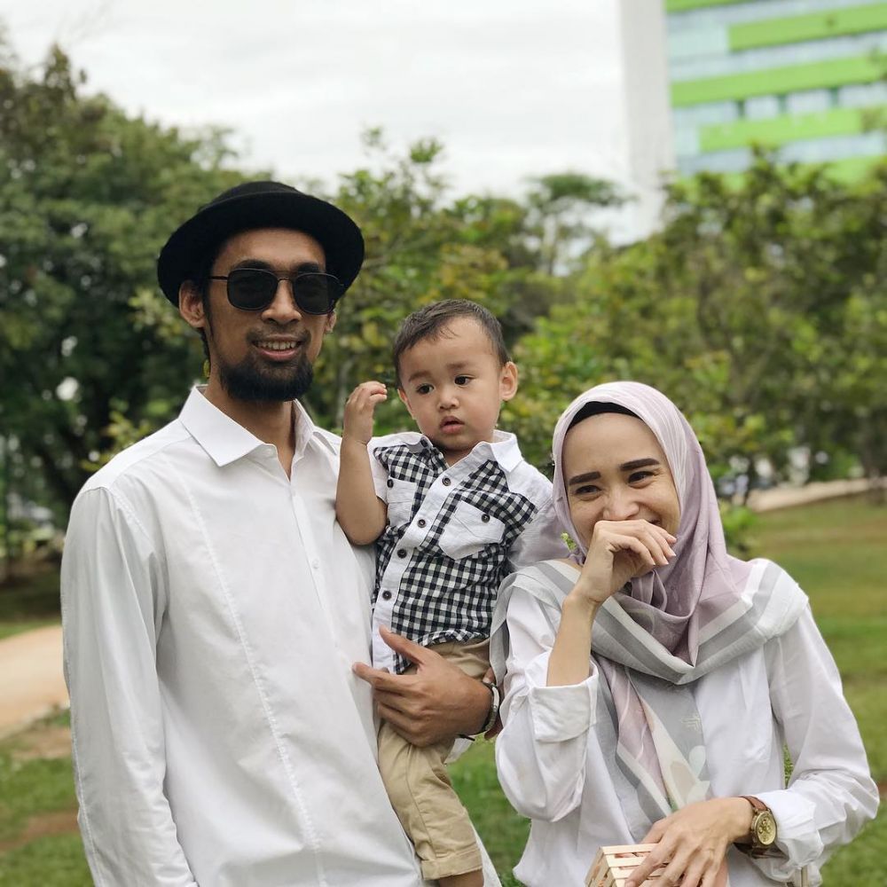 Bermula dari FTV, 6 pasang seleb Tanah Air ini kini jadi suami-istri